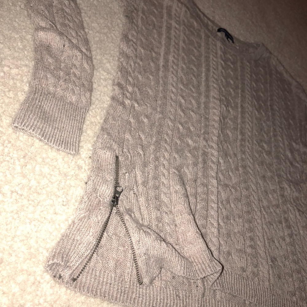 Sweater - Picture 2 of 2
